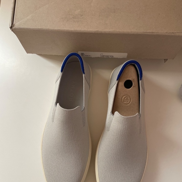 Rothy’s - Picture 2 of 3